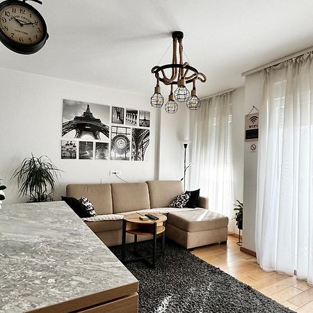 Ferienwohnung Delete 5 - Zemunske Kapije Belgrad Exterior foto
