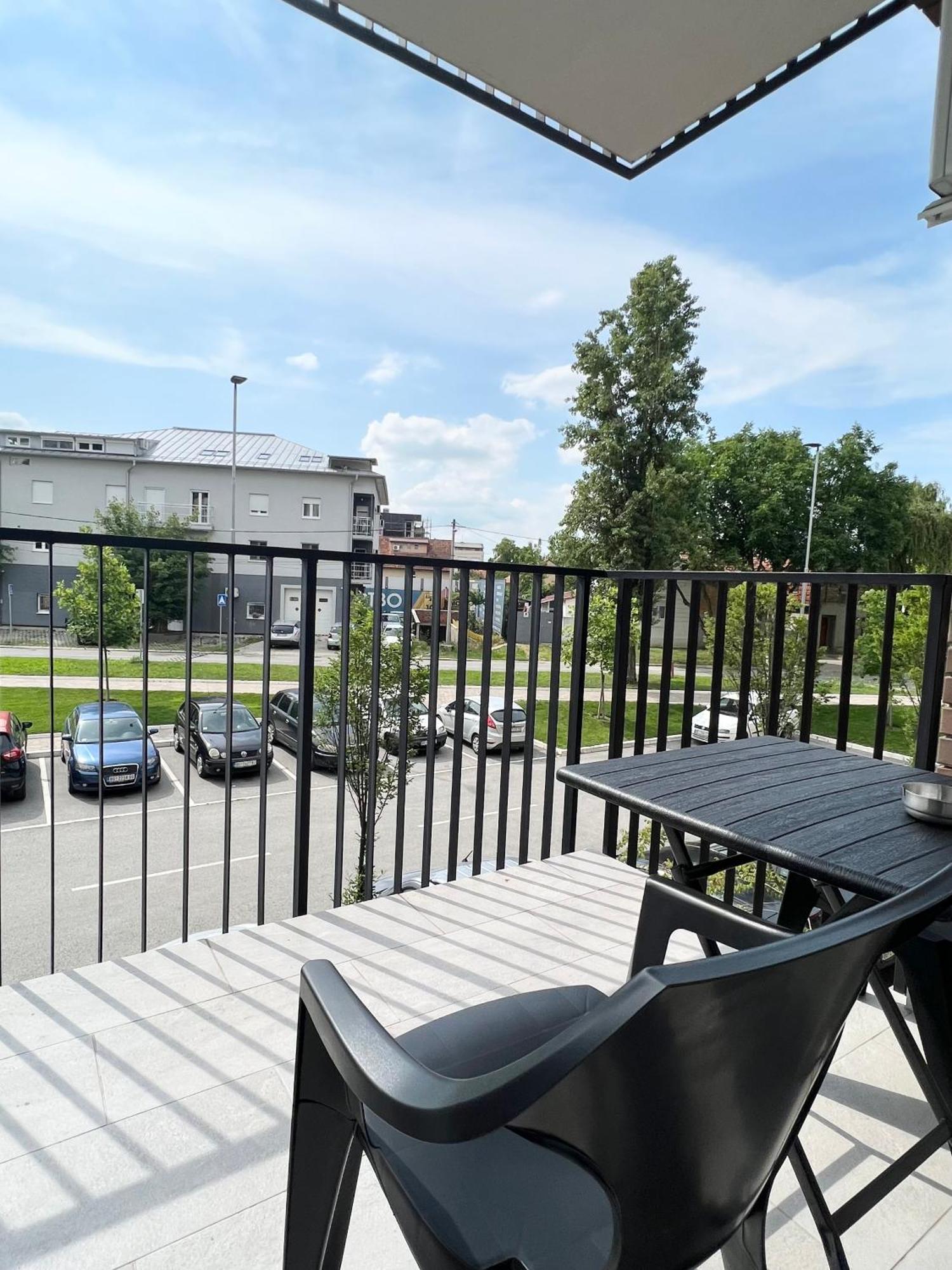 Ferienwohnung Delete 5 - Zemunske Kapije Belgrad Exterior foto