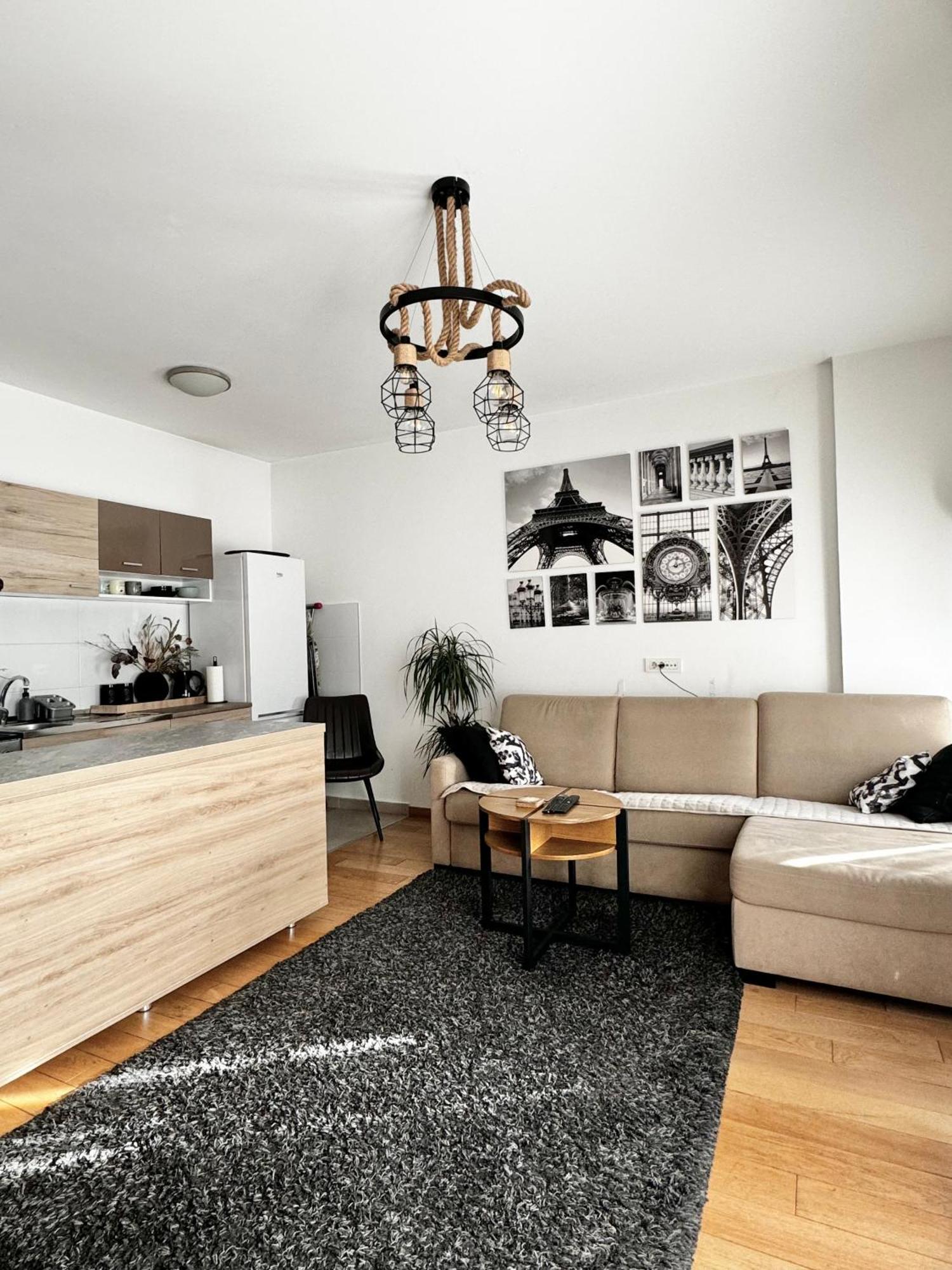 Ferienwohnung Delete 5 - Zemunske Kapije Belgrad Exterior foto